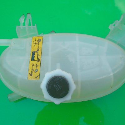 Renault Master VÍZTARTÁLY víz KIEGYENLÍTŐ tartály KUPAK sapka OLCSÓN !