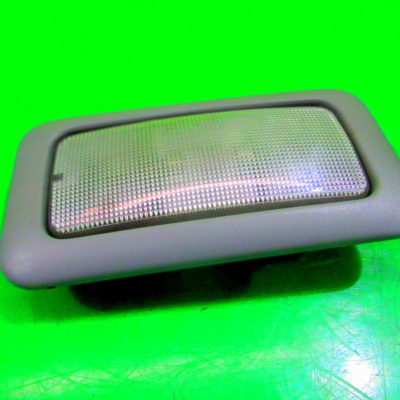 Renault Master PLATÓS fülkés HÁTSÓ belső LÁMPA világítás KAPCSOLÓ búra