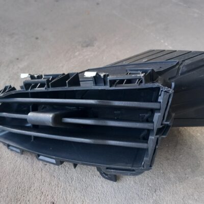 Ford transit Tranzit MK8 14- Szellöző rostély rács szellözőrács 9895