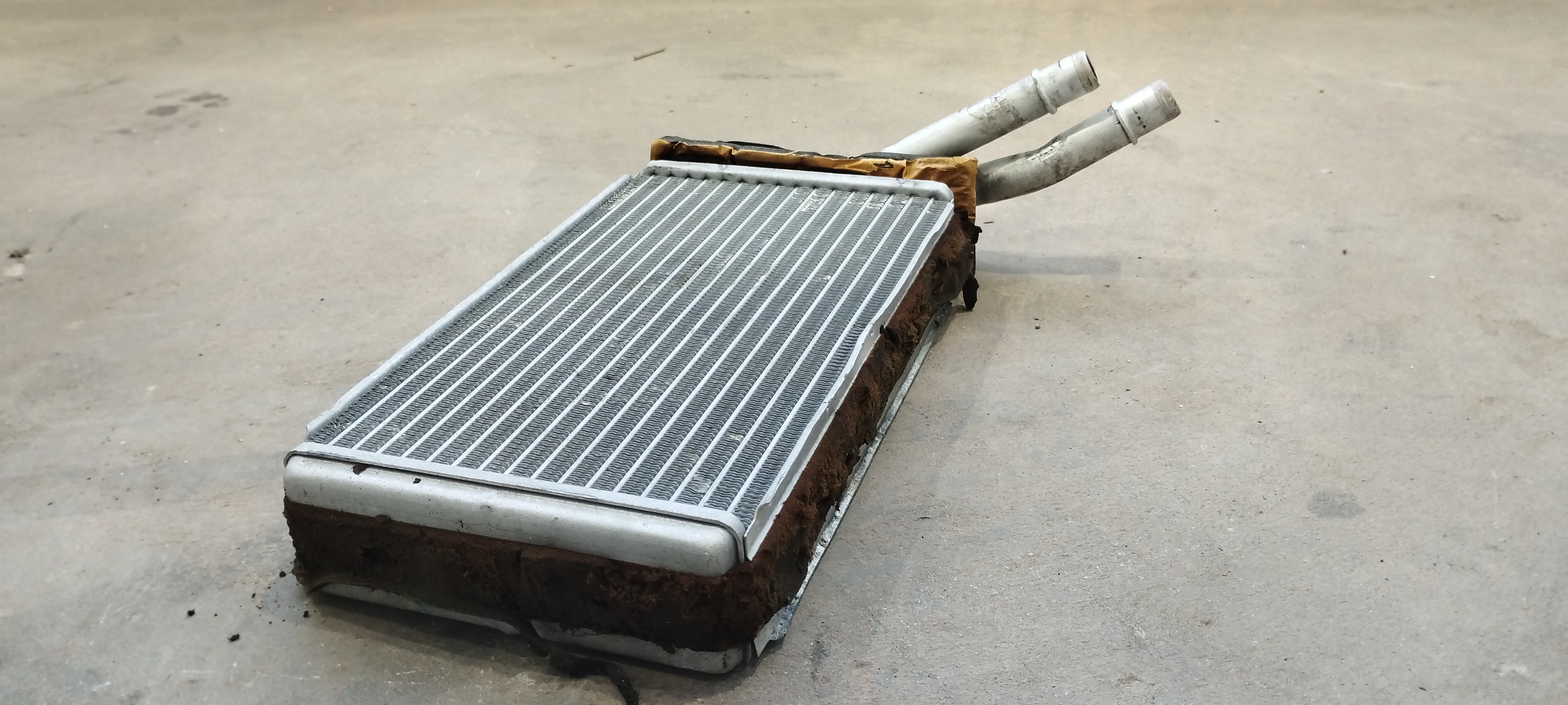 Ford Transit Tranzit MK7 06- Első fűtésbox fűtőradiátor radiátor 5836