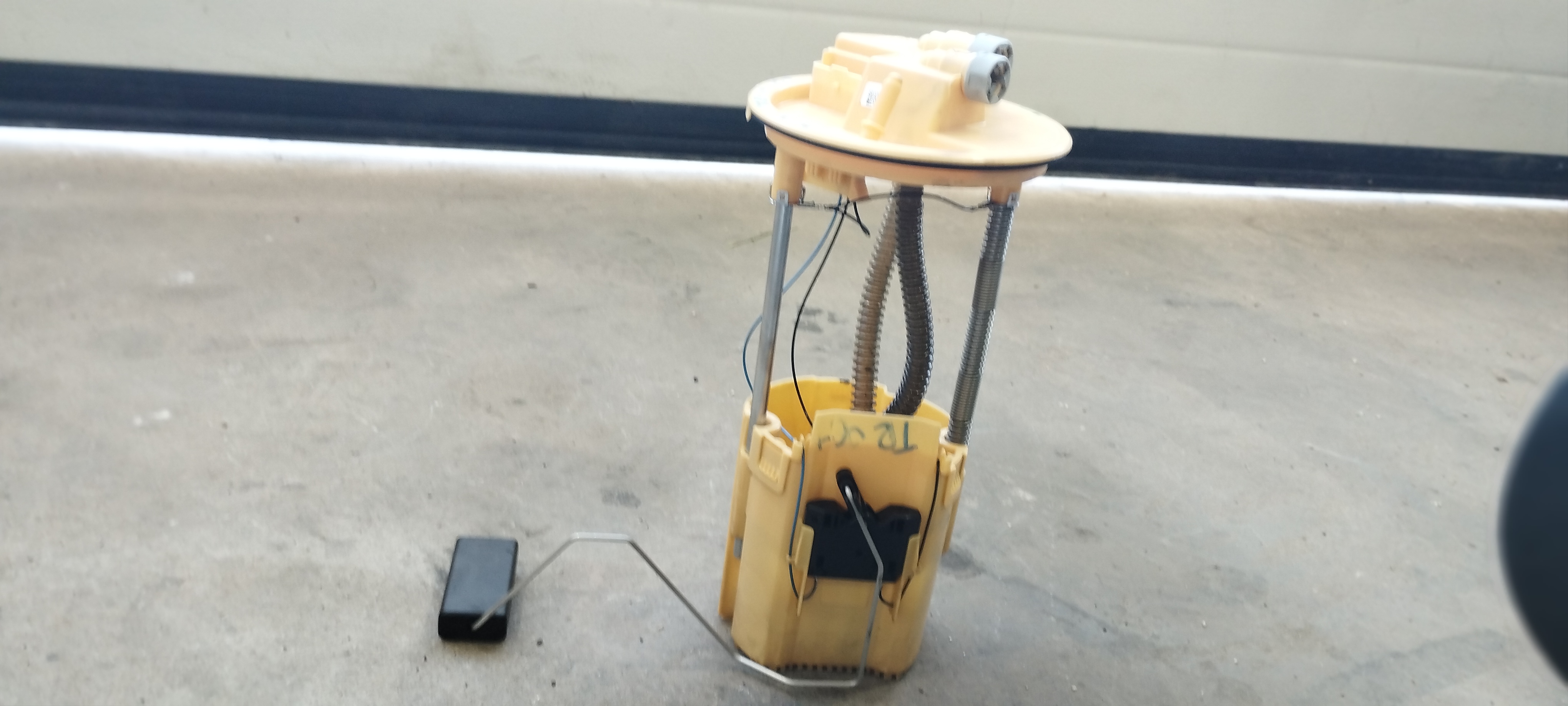 Ford Transit Tranzit MK7 06 Üzemanyagtank szint jeladó szint mérő 6065