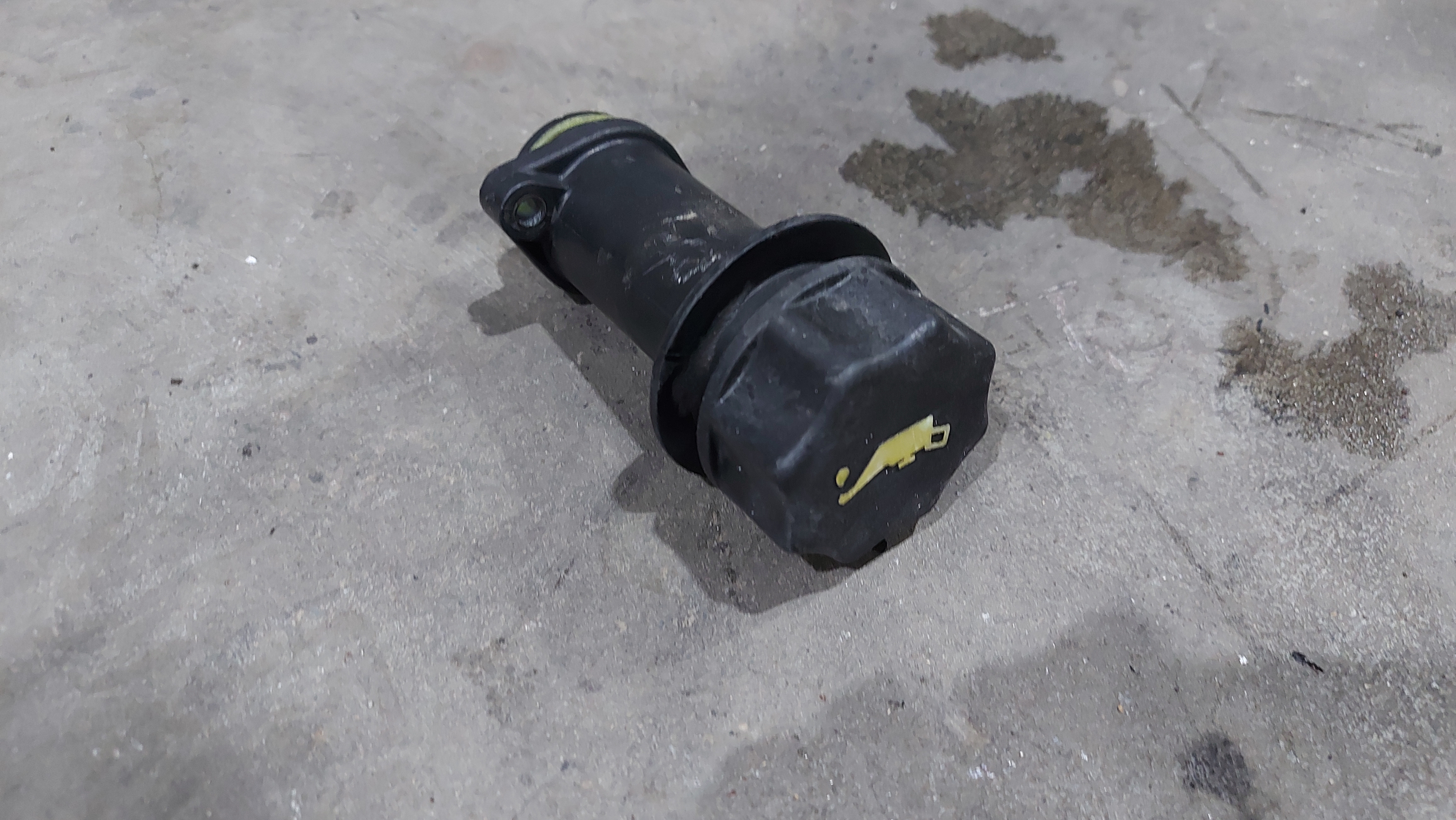 Fiat DUCATO Citroen JUMPER Peugeot BOXER 06- 2.3 Olajbeöntő csonk 0506